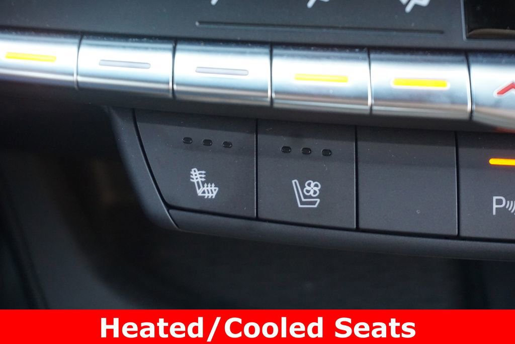 Used 2023 Cadillac CT5 Luxury image 7