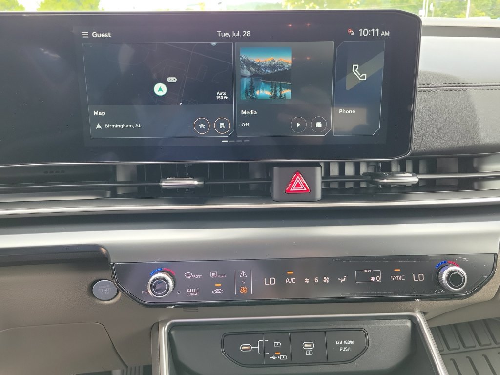 New 2027 Kia Carnival FWD image 16