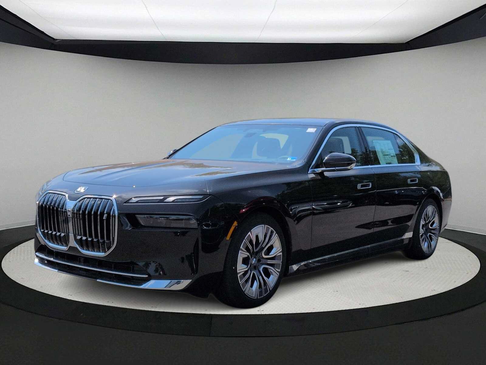Used 2026 BMW i7 xDrive60 RWD image 4