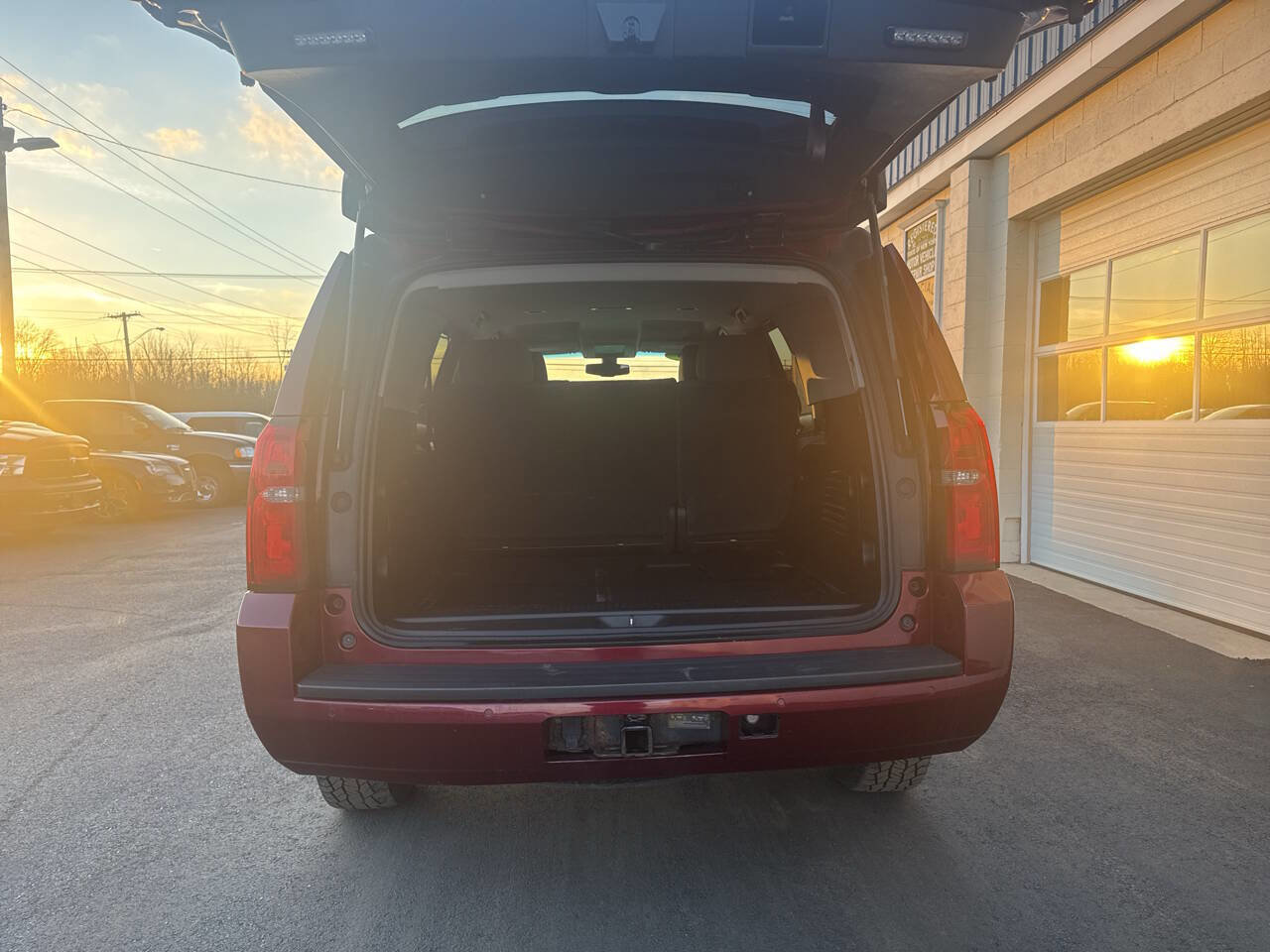 Used 2018 Chevrolet Tahoe 4WD image 9