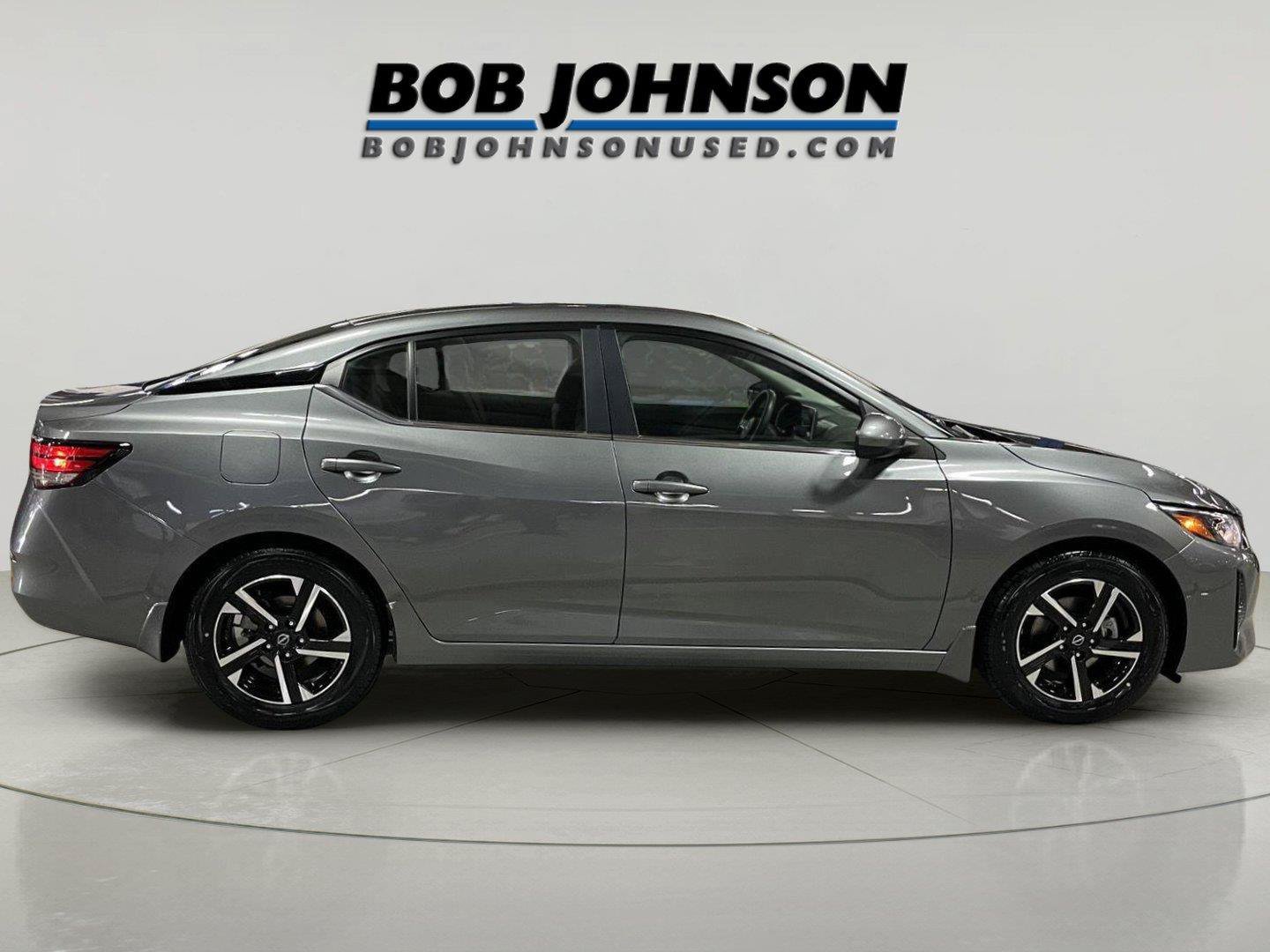 Used 2024 Nissan Sentra SV FWD image 8