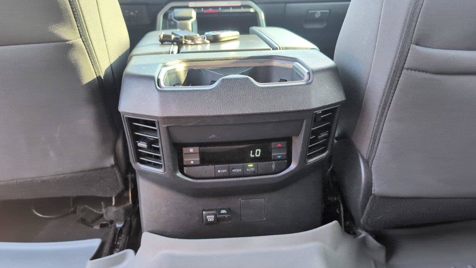 Used 2025 Toyota Sequoia SR5 AWD/4WD image 37