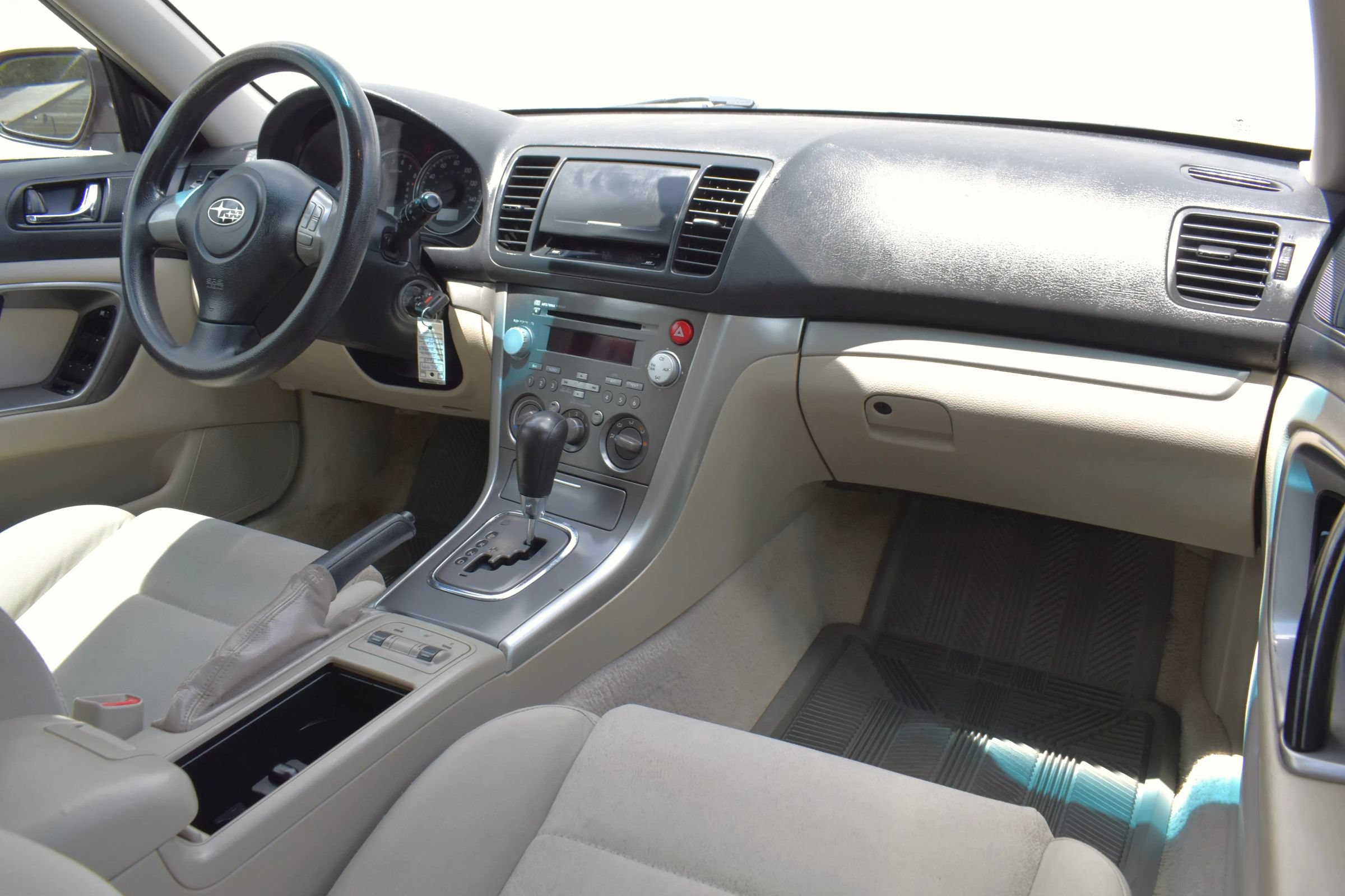 Used 2008 Subaru Outback 2.5i L.L. Bean AWD/4WD image 44