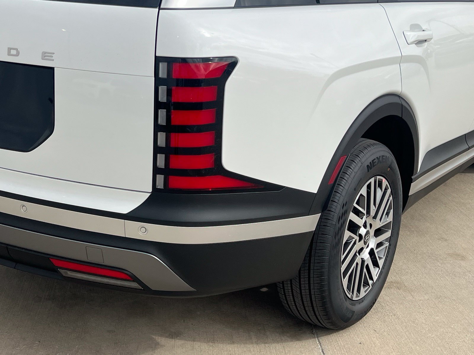 New 2026 Hyundai Palisade SEL FWD image 13