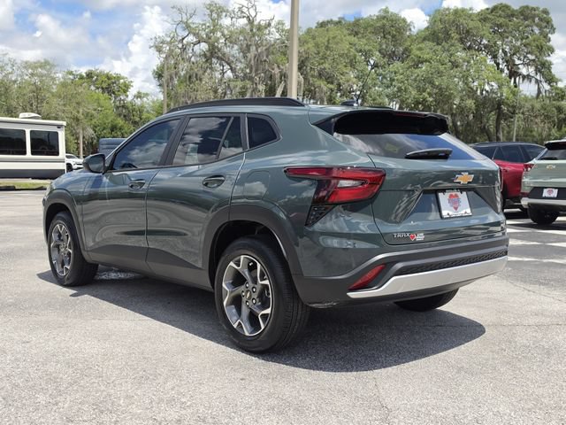 Used 2026 Chevrolet Trax LT w/ LT Convenience Package FWD image 6