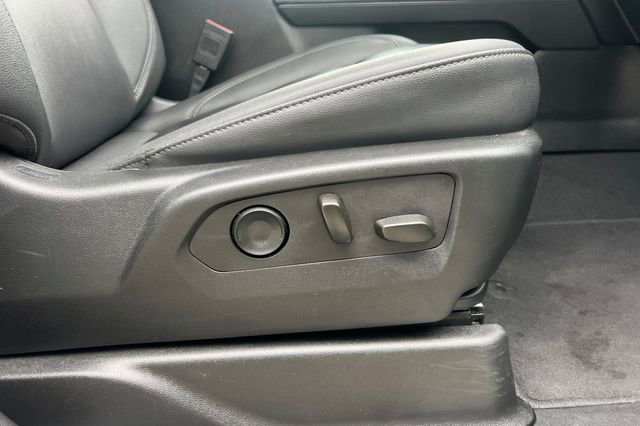 Used 2024 Chevrolet Tahoe LT image 24