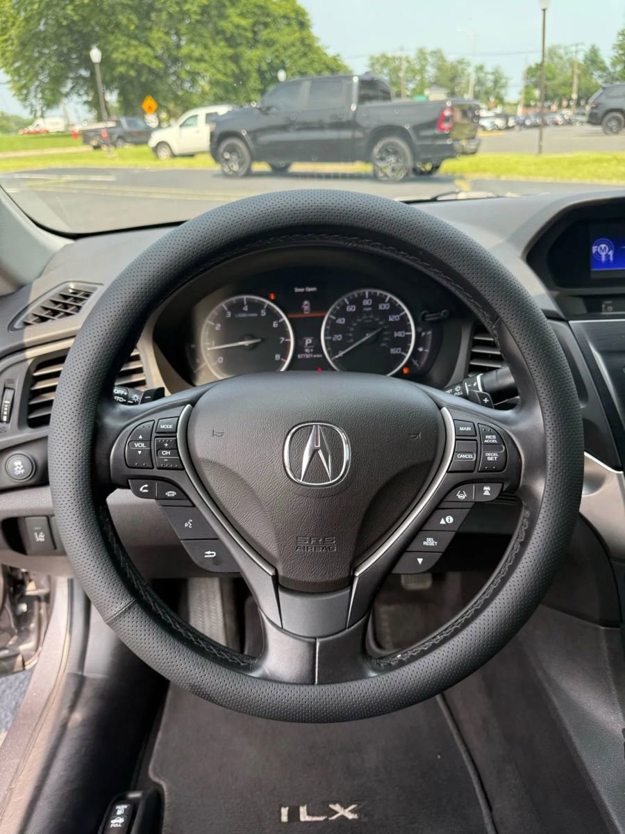 Used 2019 Acura ILX FWD image 17