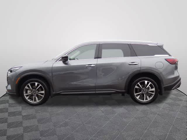 Certified 2025 INFINITI QX60 Luxe AWD/4WD image 2
