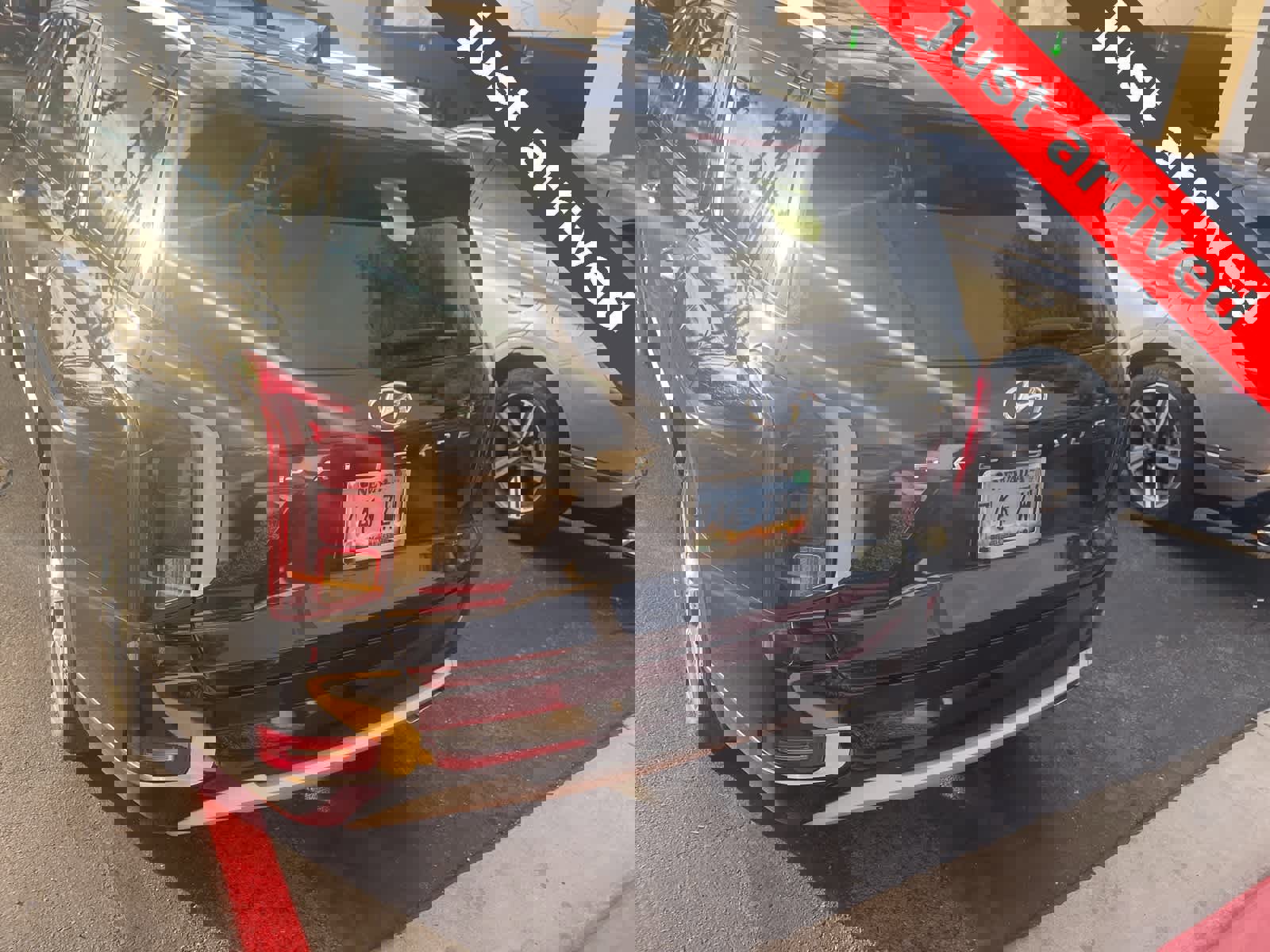 Used 2022 Hyundai Palisade Limited w/ Winter Package image 4