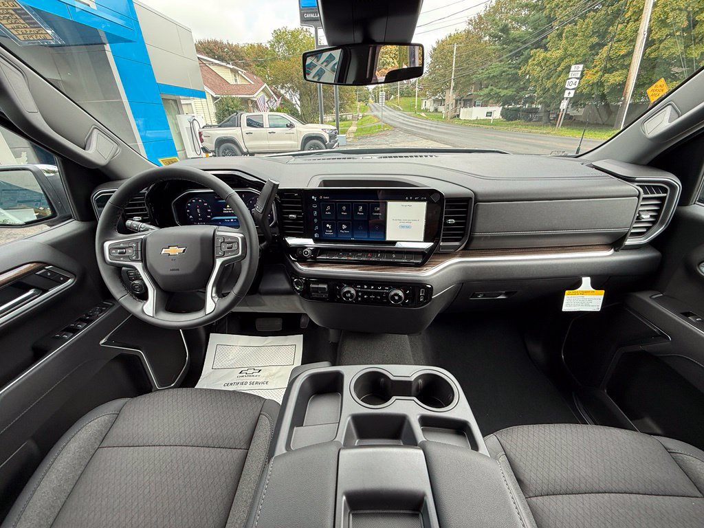 New 2026 Chevrolet Silverado 1500 LT w/ Z71 Off-Road Package AWD/4WD image 10