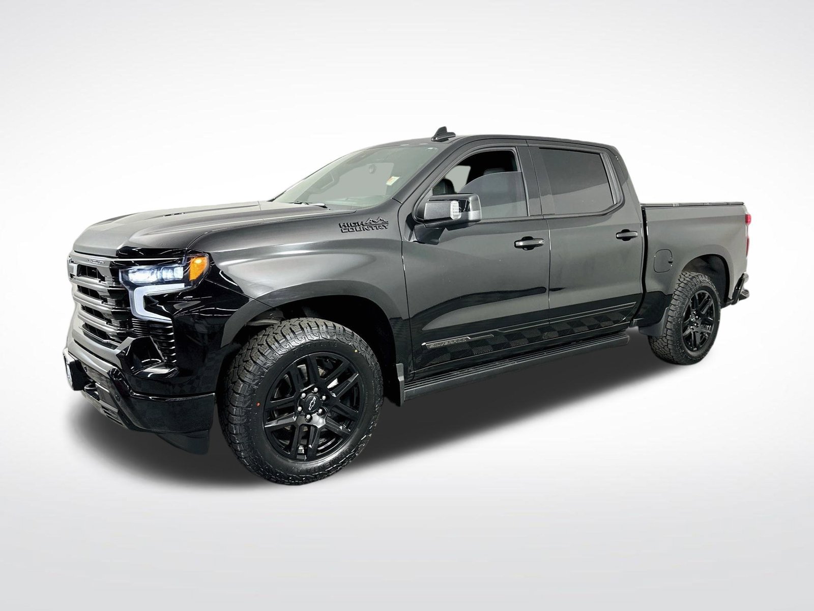 Used 2024 Chevrolet Silverado 1500 High Country w/ Midnight Edition AWD/4WD image 4