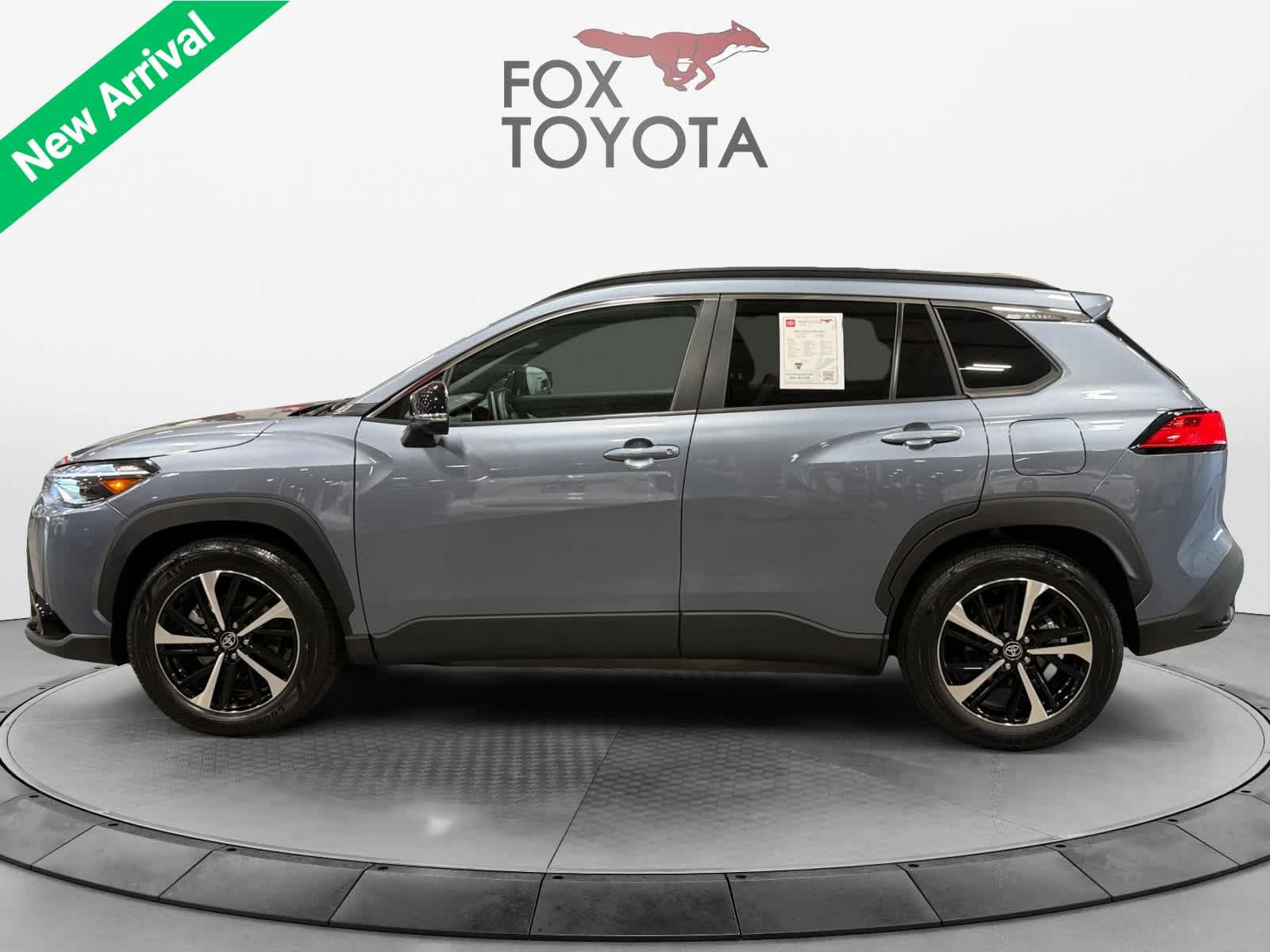 Used 2025 Toyota Corolla Cross AWD Hybrid image 3