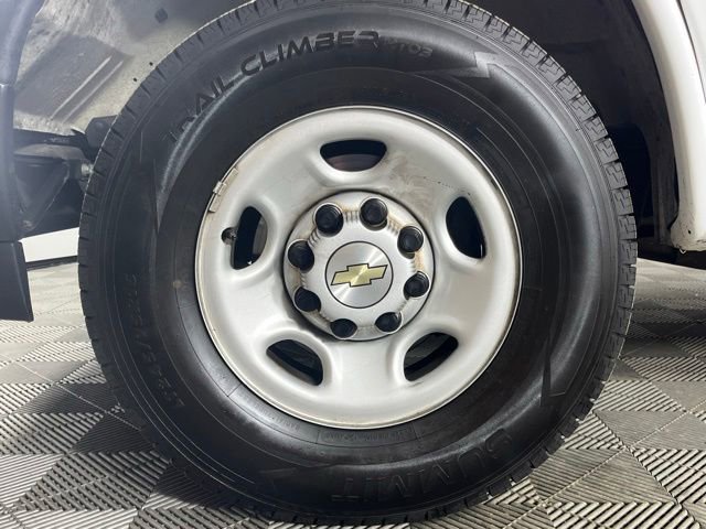 Used 2022 Chevrolet Express 3500 LS RWD image 9