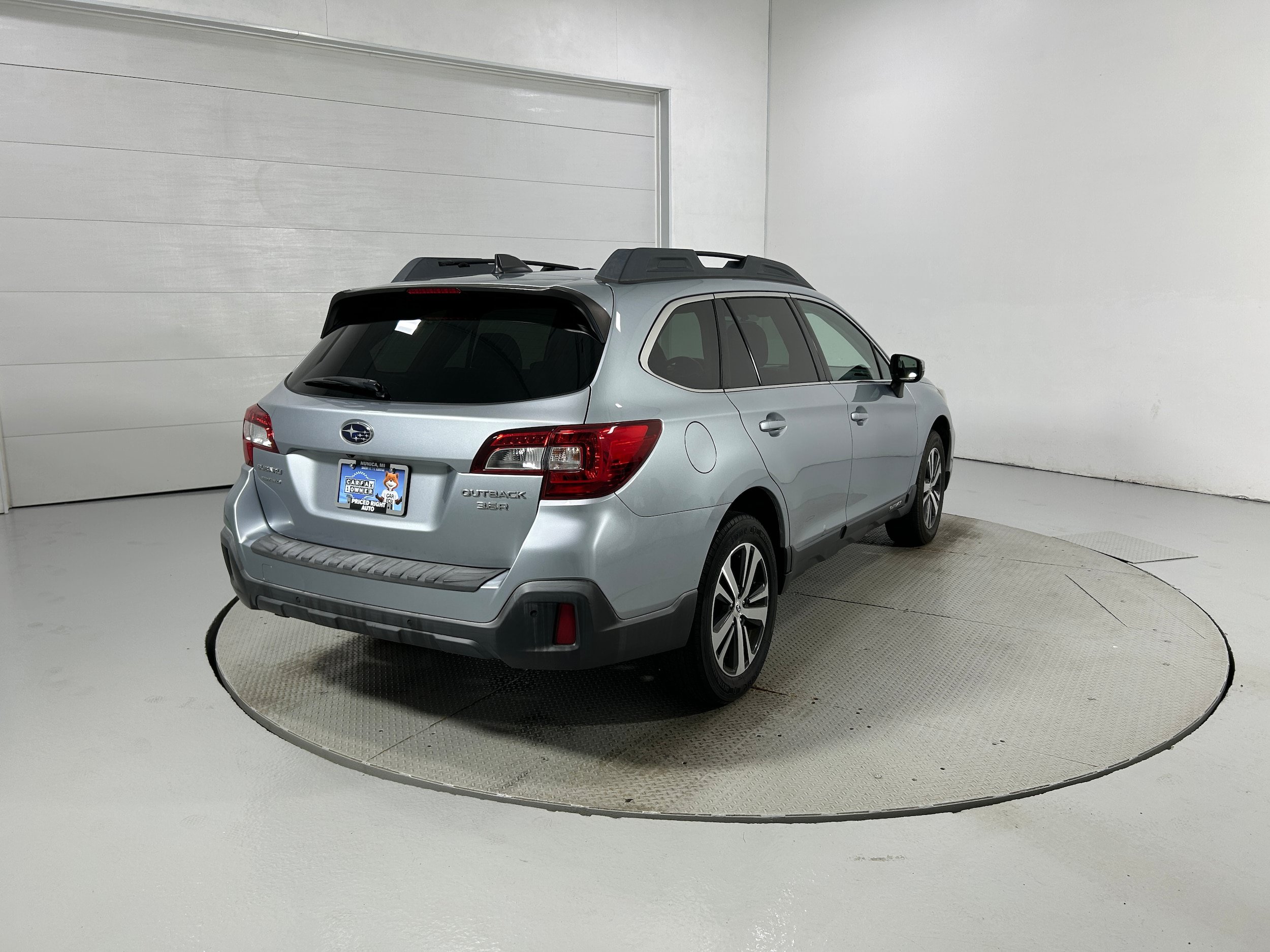 Used 2019 Subaru Outback 3.6R Limited AWD/4WD image 33