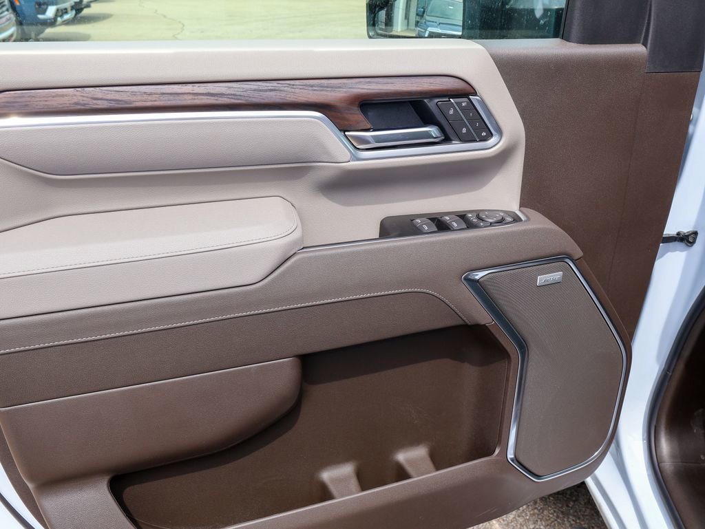 New 2026 GMC Sierra 2500 SLT w/ SLT Premium Package image 10