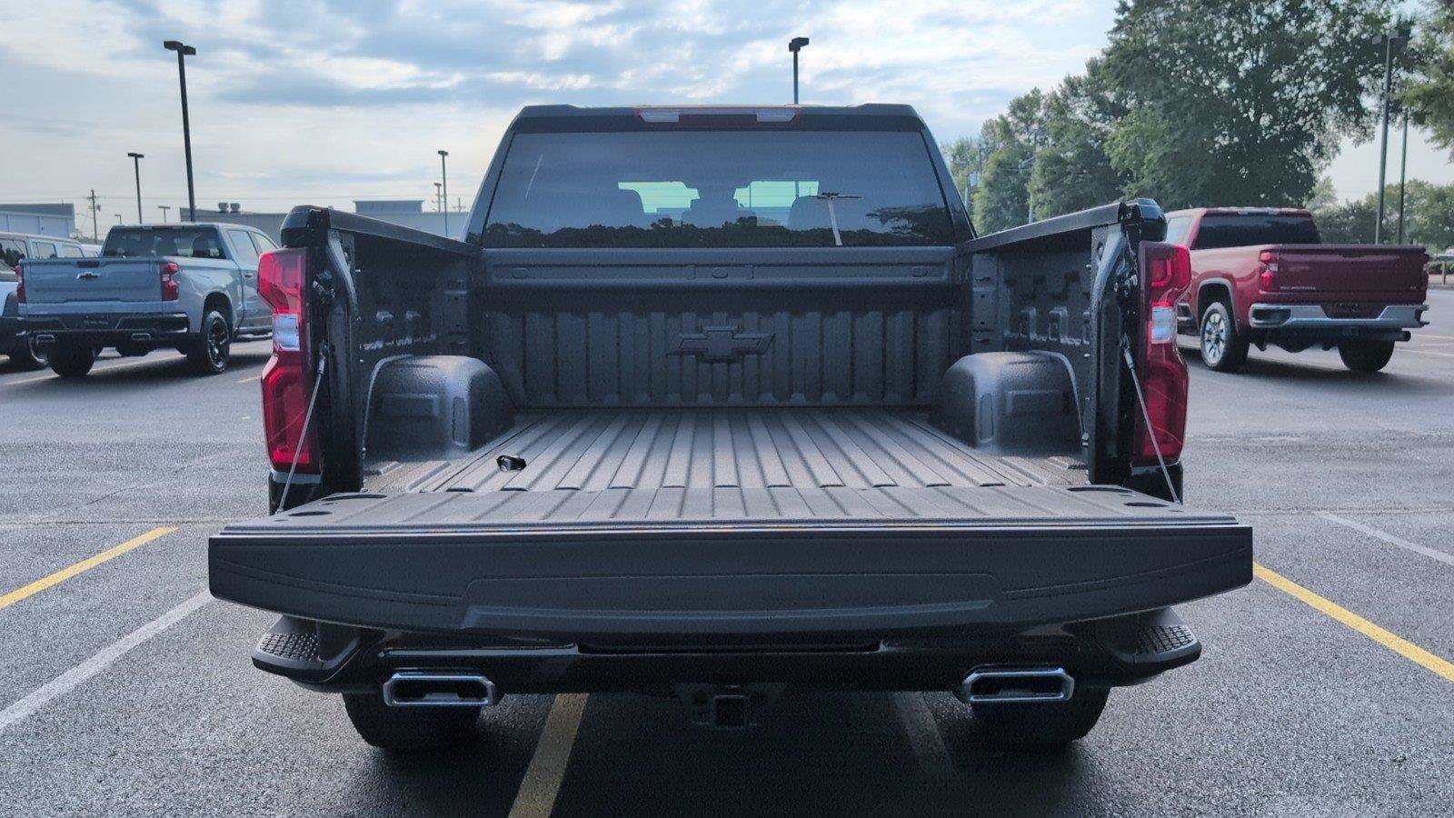 New 2026 Chevrolet Silverado 1500 RST AWD/4WD image 5