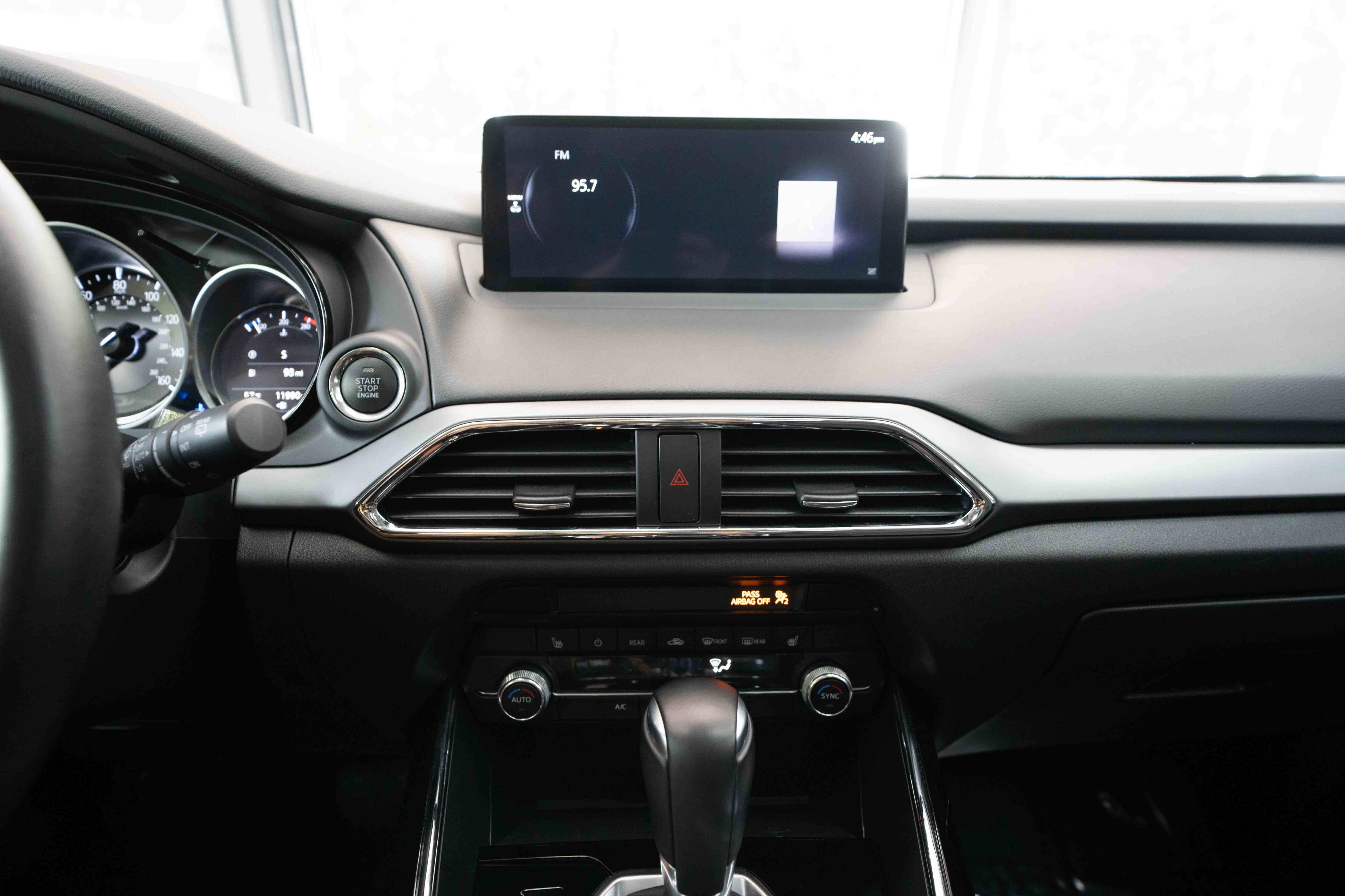 Used 2023 MAZDA CX-9 Touring image 17