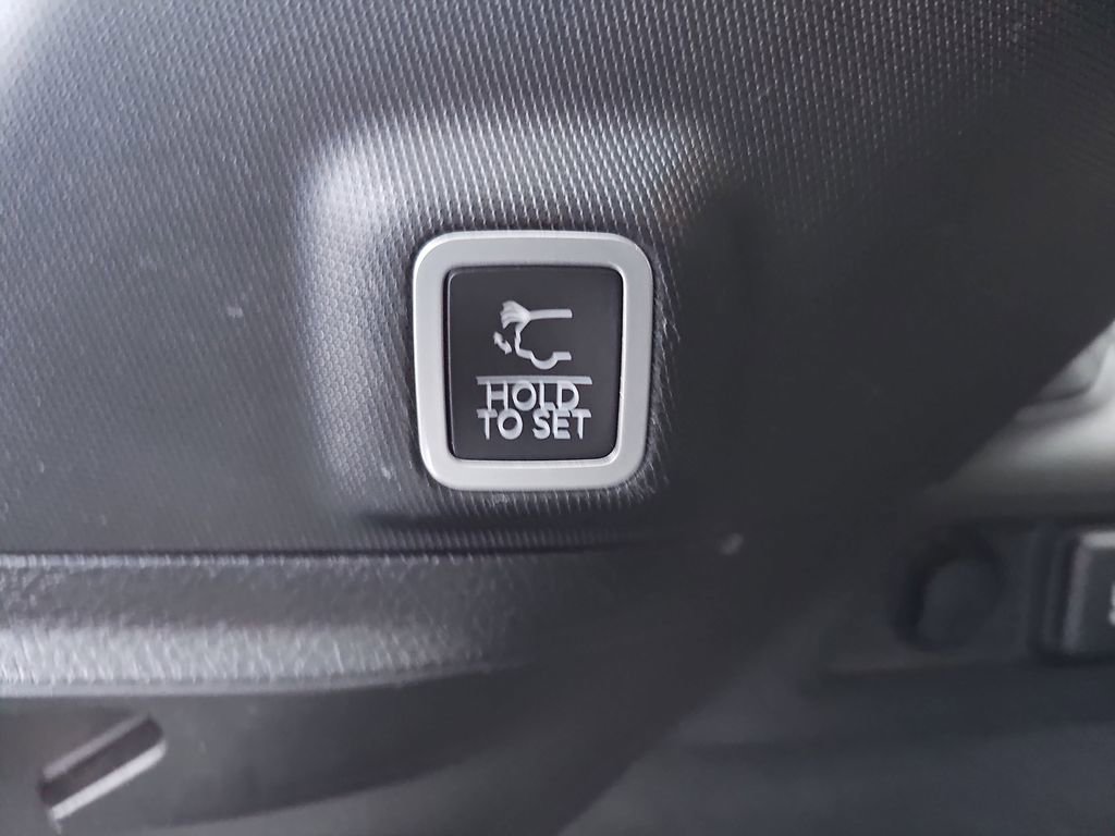 Certified 2022 Jeep Grand Cherokee Summit w/ Adv Protech Group IV image 13