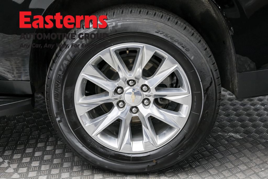 Used 2024 Chevrolet Suburban Premier image 8