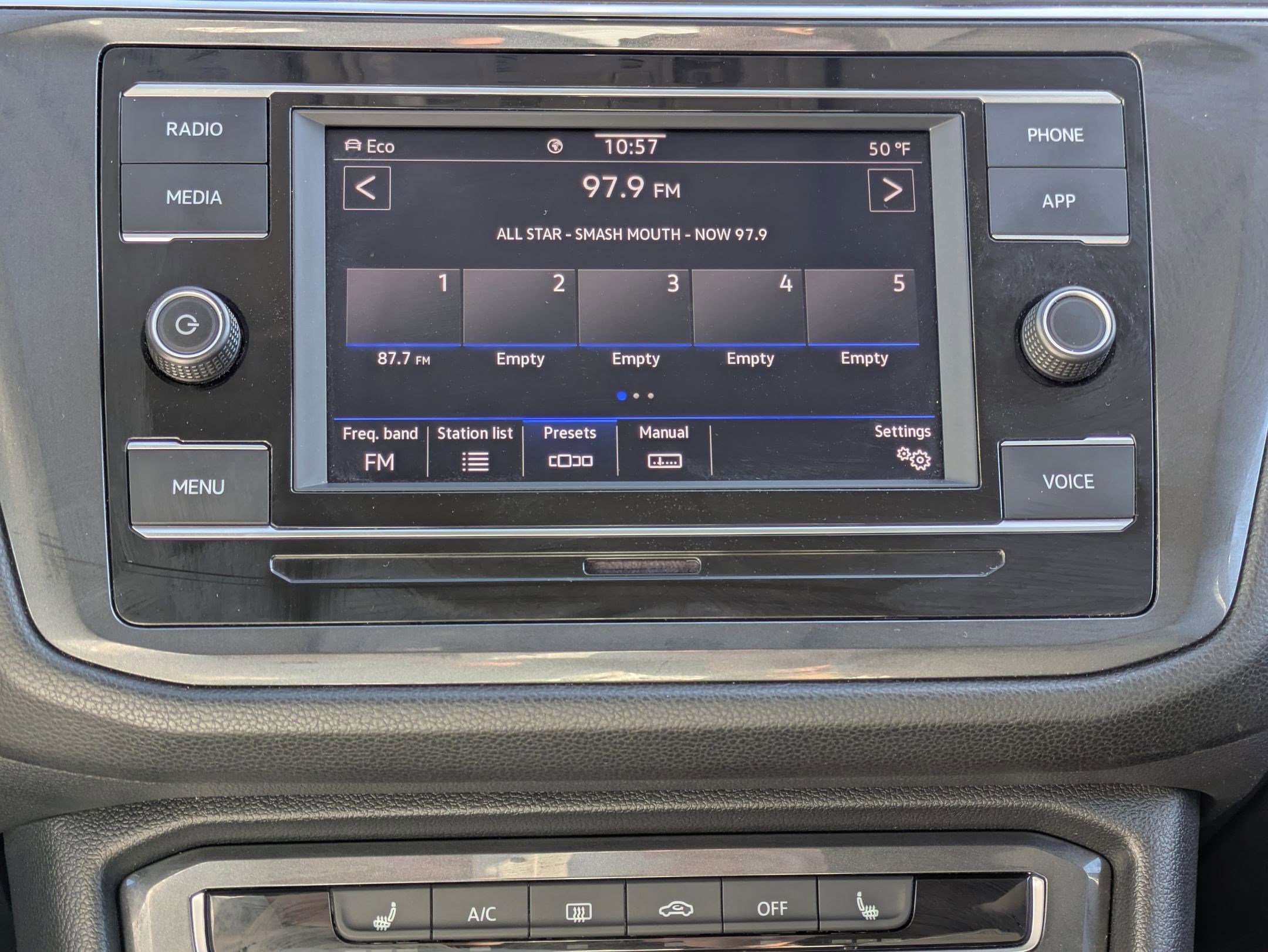 Certified 2023 Volkswagen Tiguan S image 26