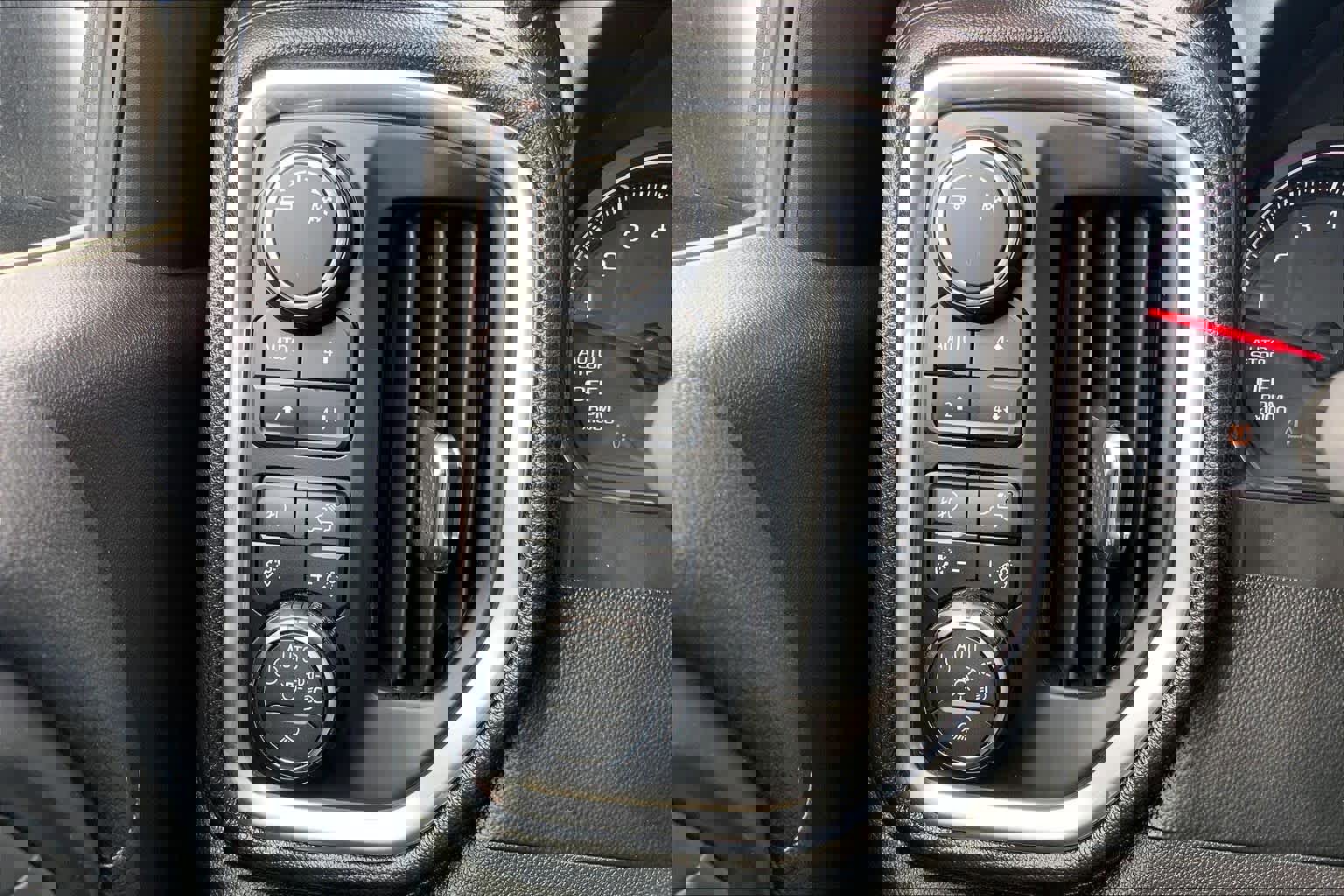 Used 2019 Chevrolet Silverado 1500 LTZ w/ LTZ Texas Edition image 35