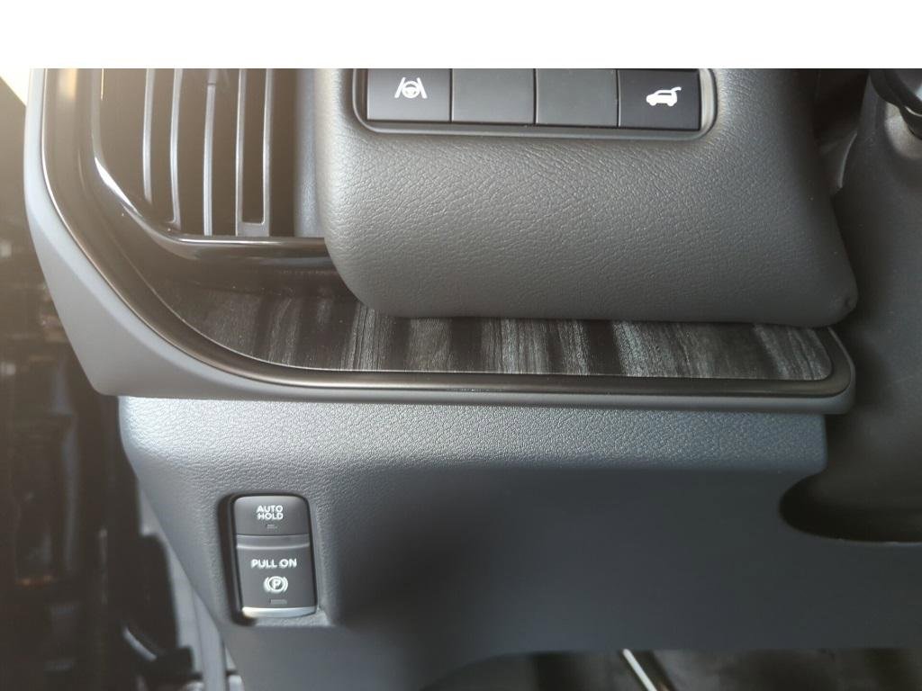 New 2025 Nissan Armada PRO-4X image 12