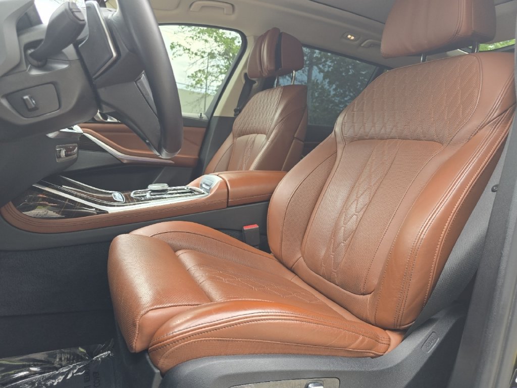 Used 2023 BMW X7 xDrive40i AWD/4WD image 57