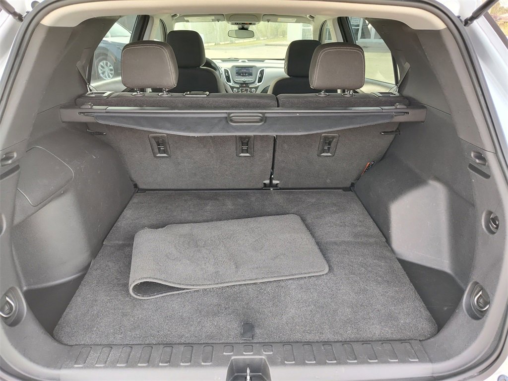 Used 2021 Chevrolet Equinox LS image 8