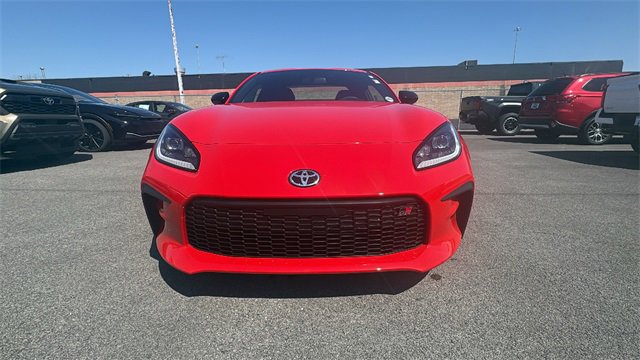 New 2025 Toyota GR86 Premium image 8