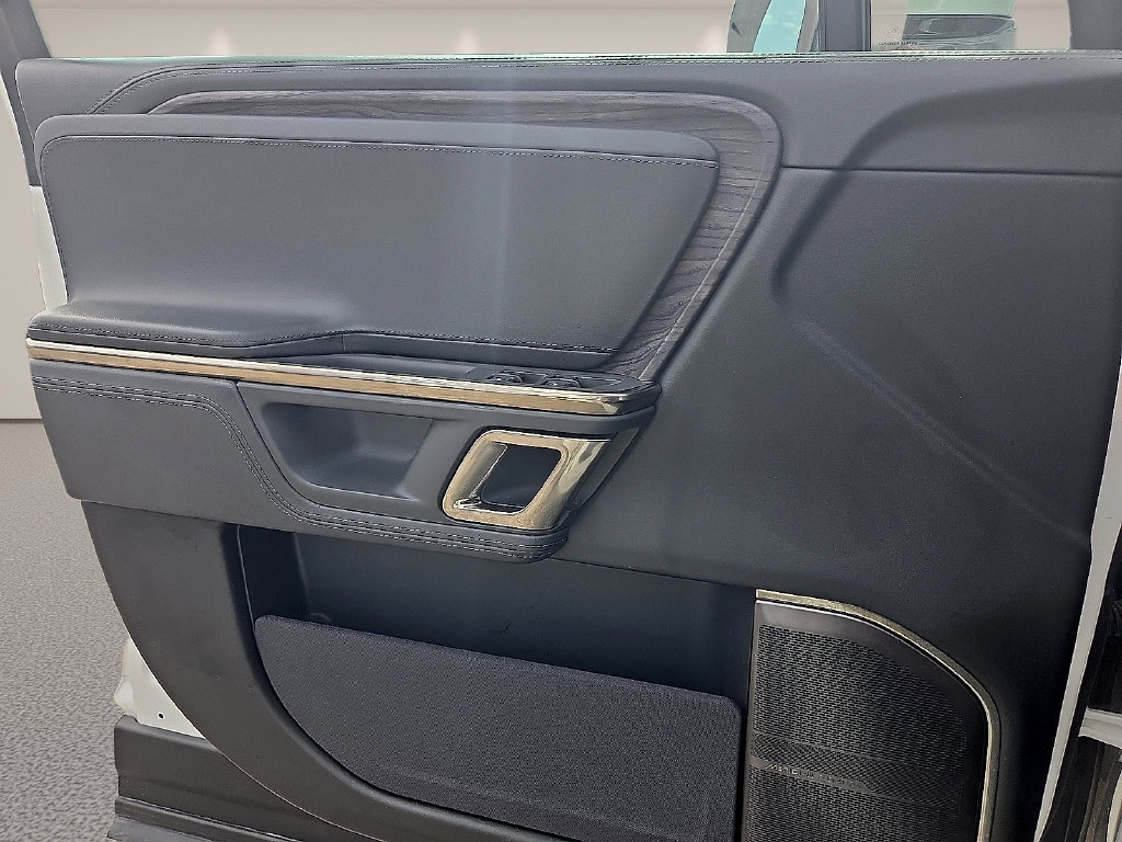 Used 2022 Rivian R1T Launch Edition AWD/4WD image 20