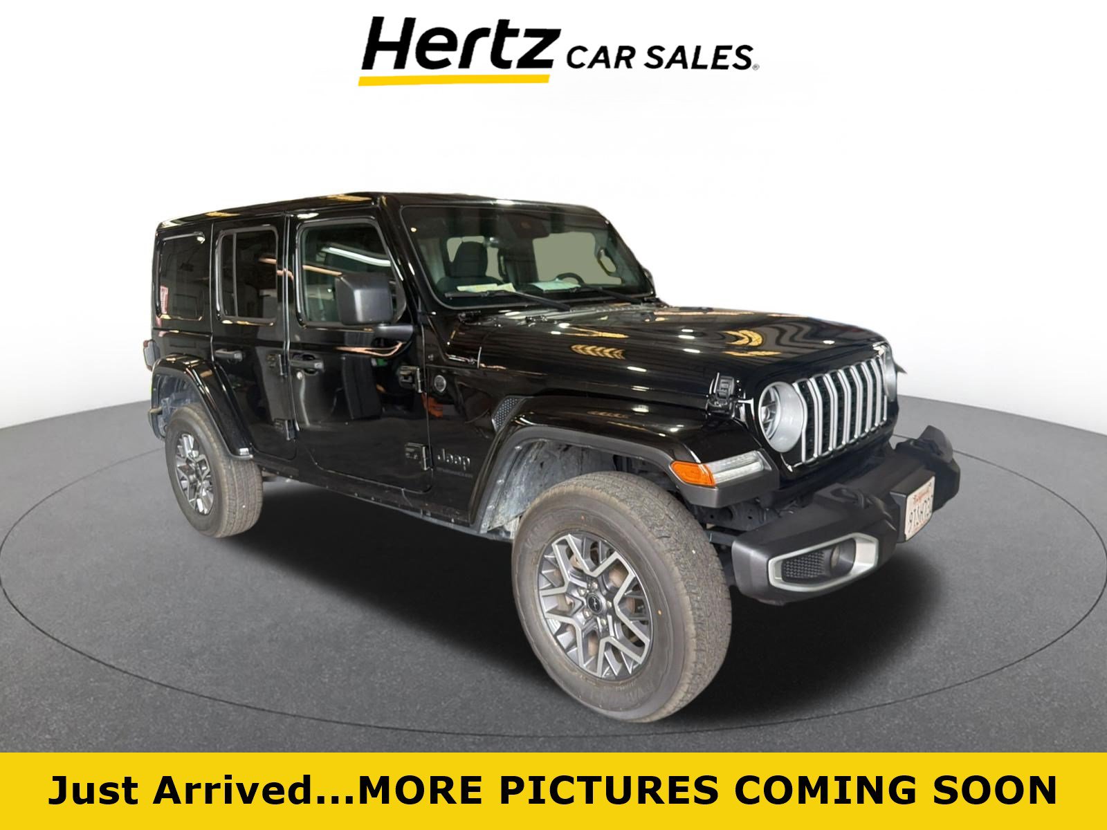 Used 2025 Jeep Wrangler Unlimited Sahara AWD/4WD image 1