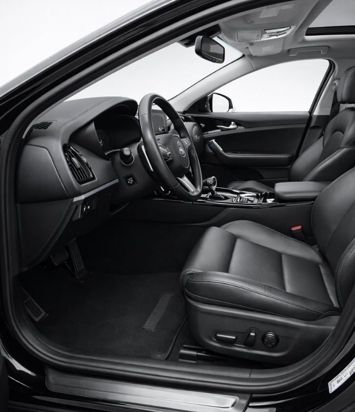 Used 2018 Kia Stinger Premium image 3