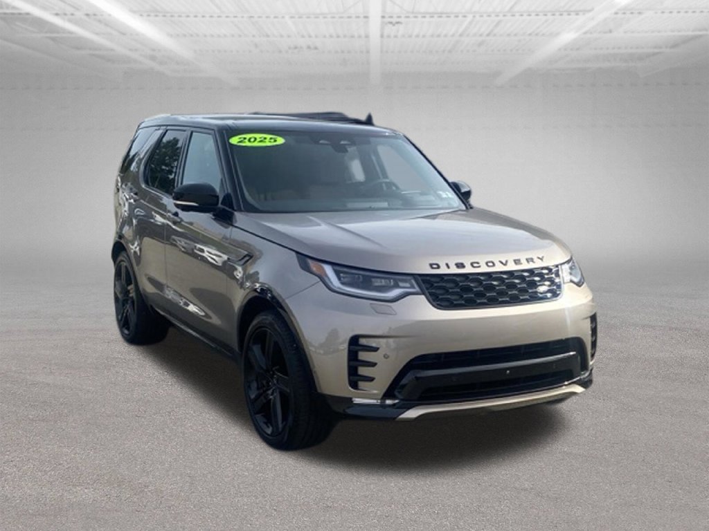 Used 2025 Land Rover Discovery Dynamic SE AWD/4WD image 7