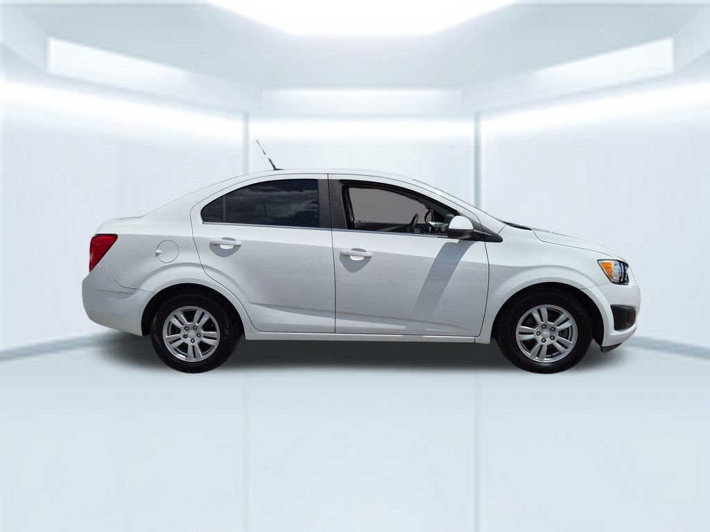 Used 2014 Chevrolet Sonic LT FWD image 7
