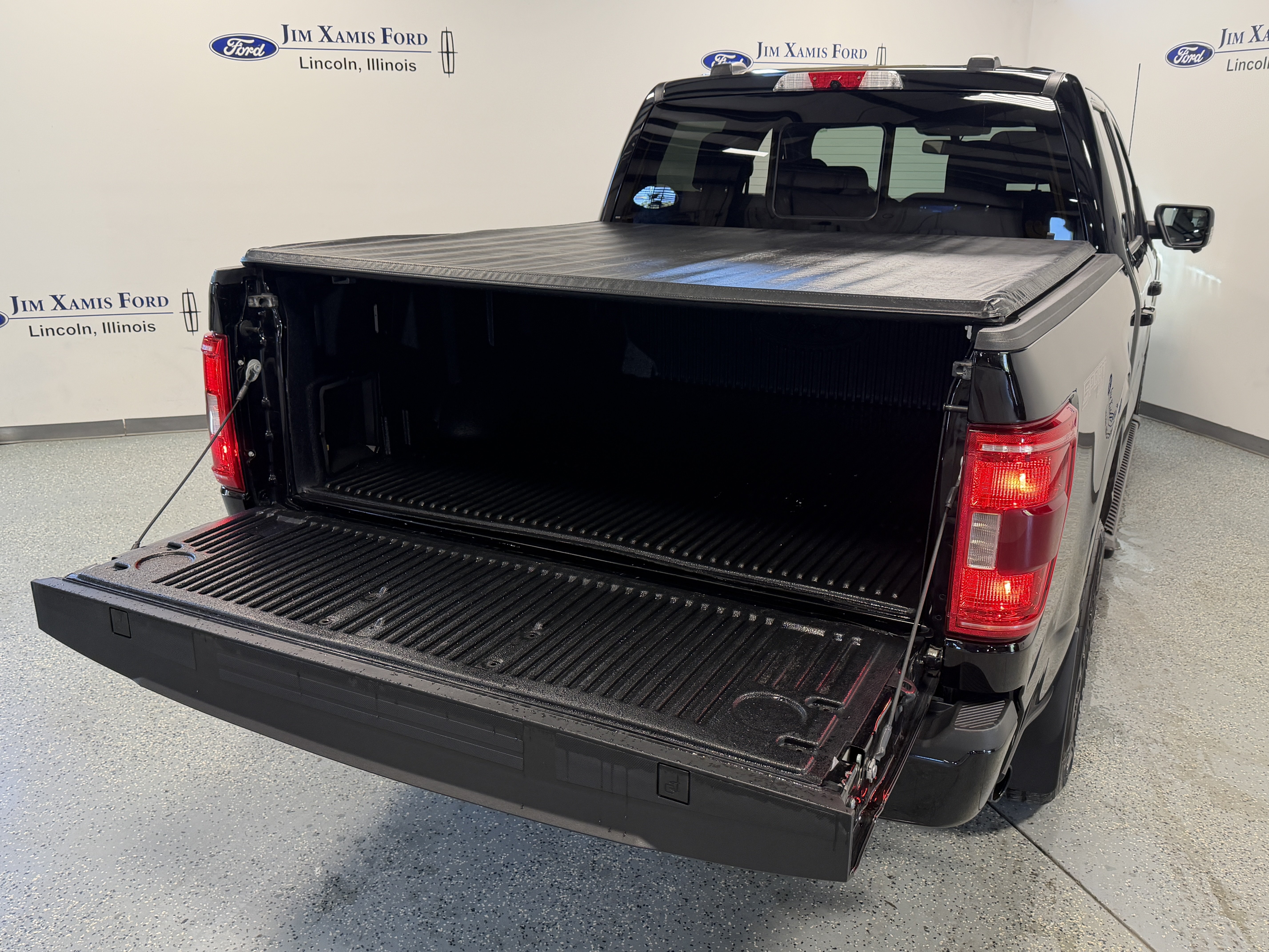 Used 2021 Ford F150 XLT w/ Equipment Group 302A High AWD/4WD image 22