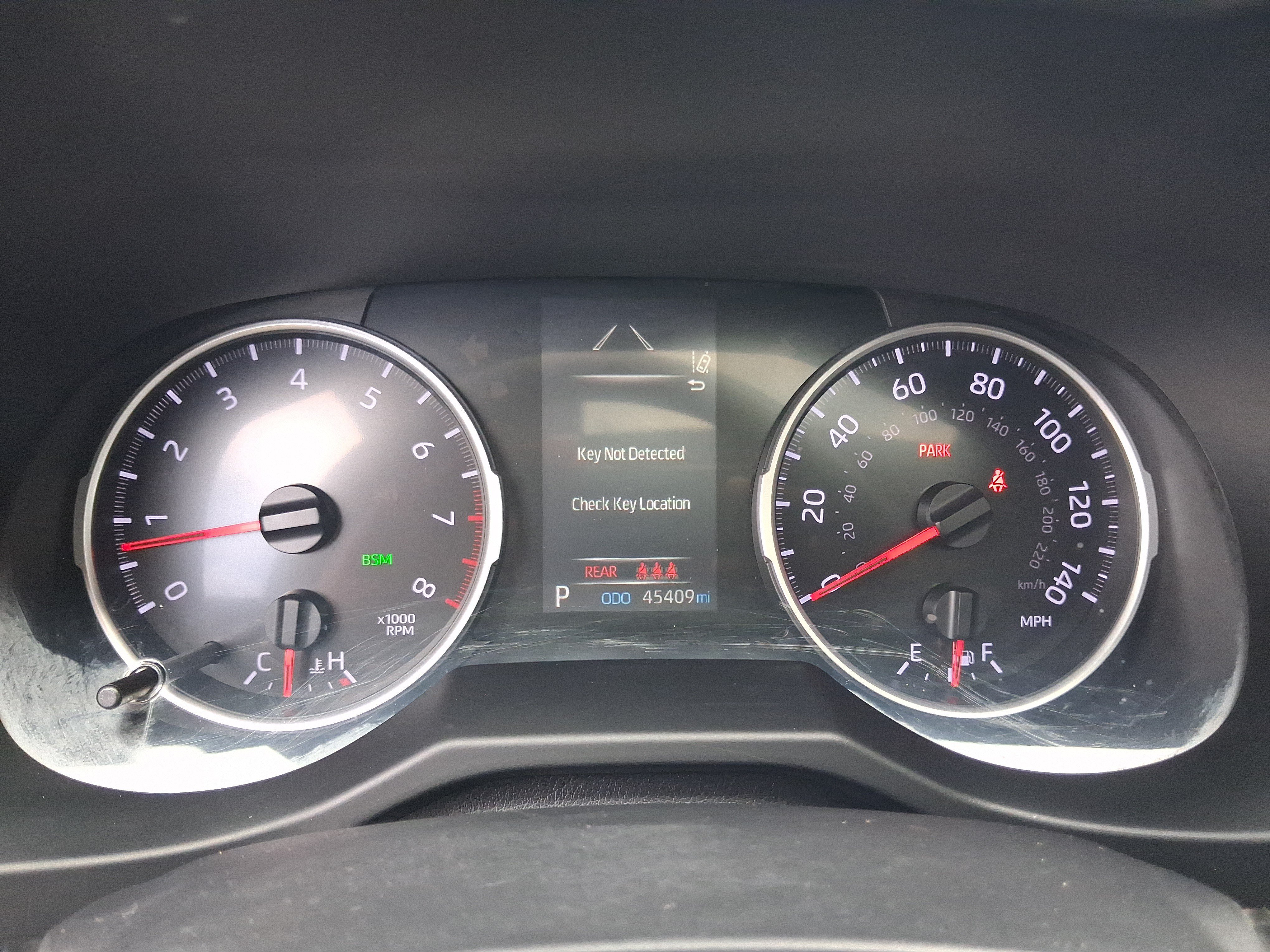 Used 2019 Toyota RAV4 XLE w/ Convenience Package FWD image 13
