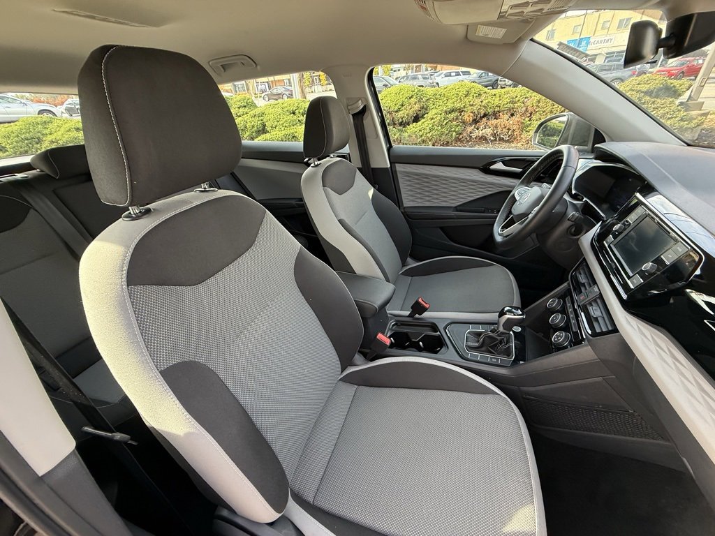 Used 2024 Volkswagen Taos S image 38