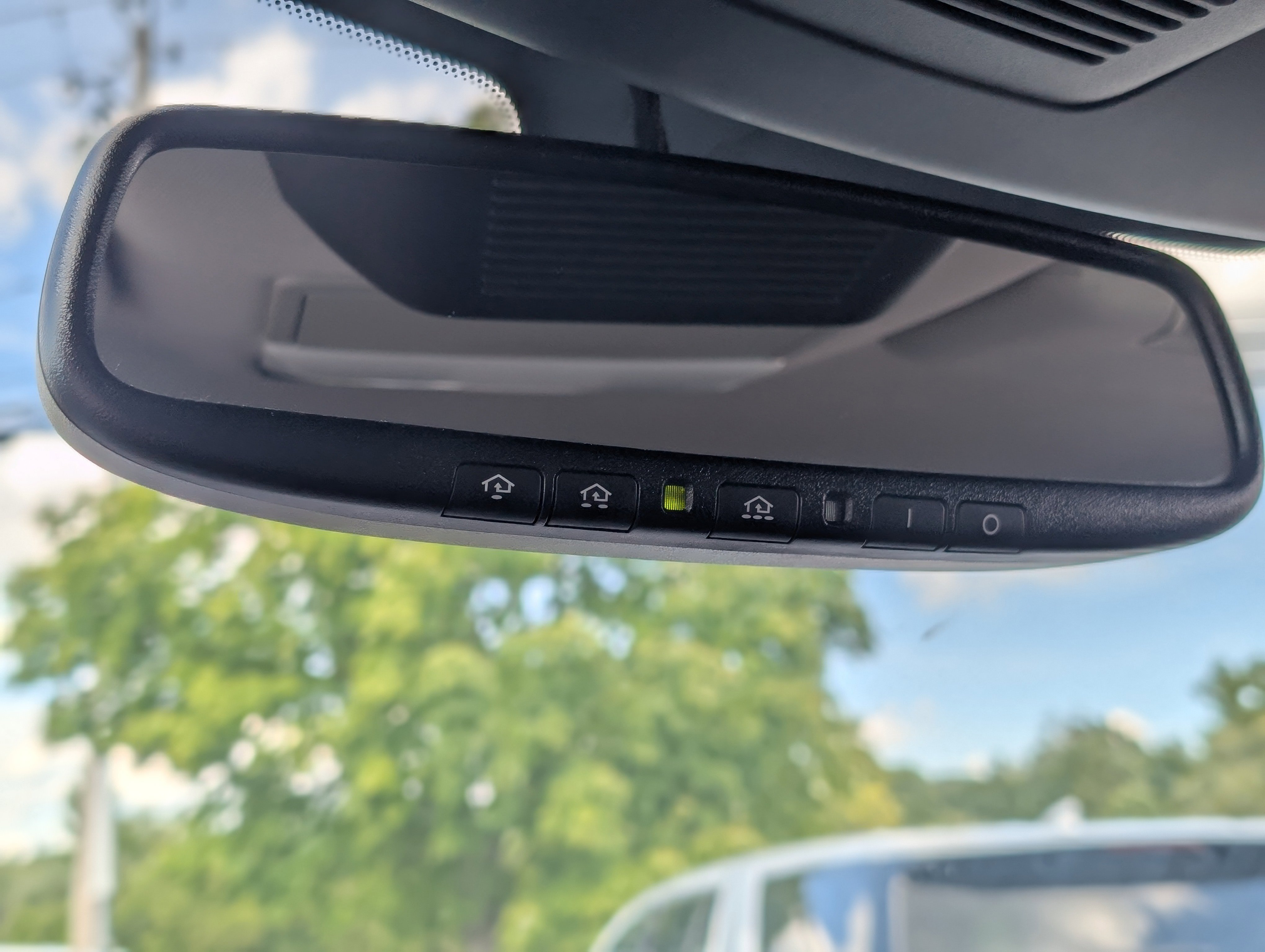 Used 2022 Nissan Pathfinder SL image 27