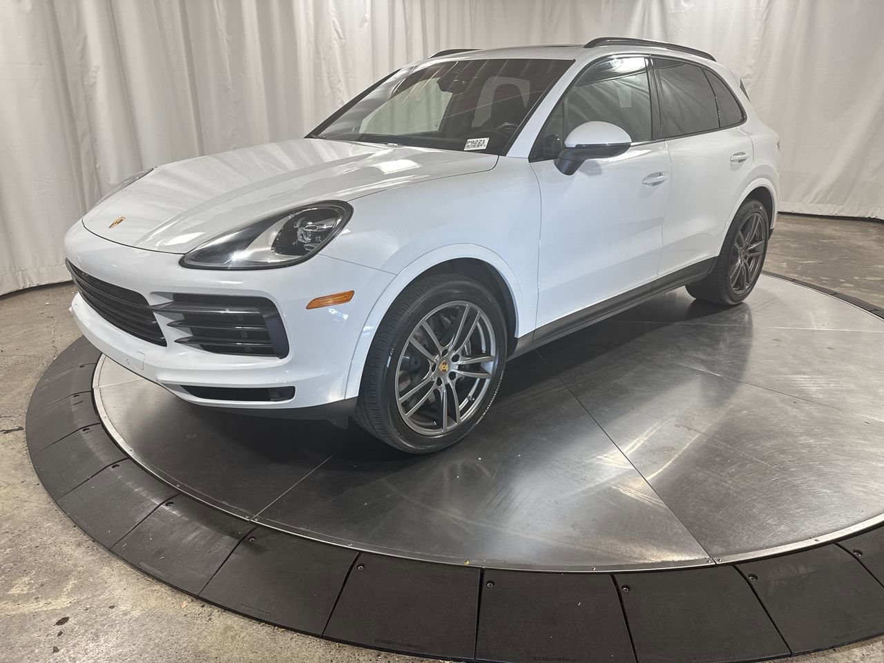 Used 2023 Porsche Cayenne Platinum Edition