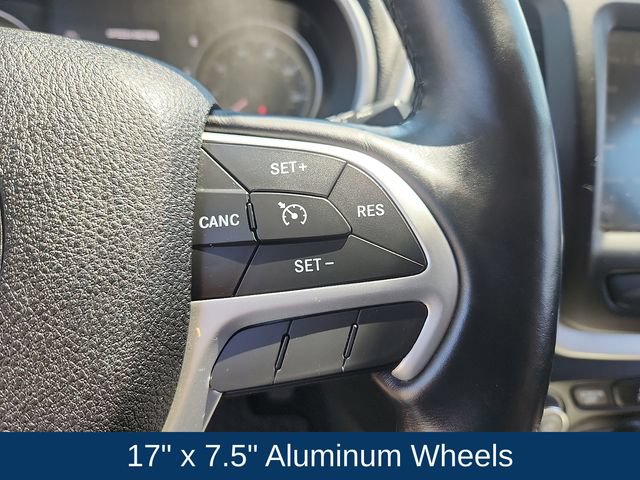 Used 2014 Jeep Cherokee Trailhawk w/ Comfort/Convenience Group AWD/4WD image 25