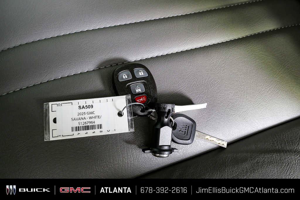 New 2025 GMC Savana 2500 w/ Driver Convenience Package RWD image 20