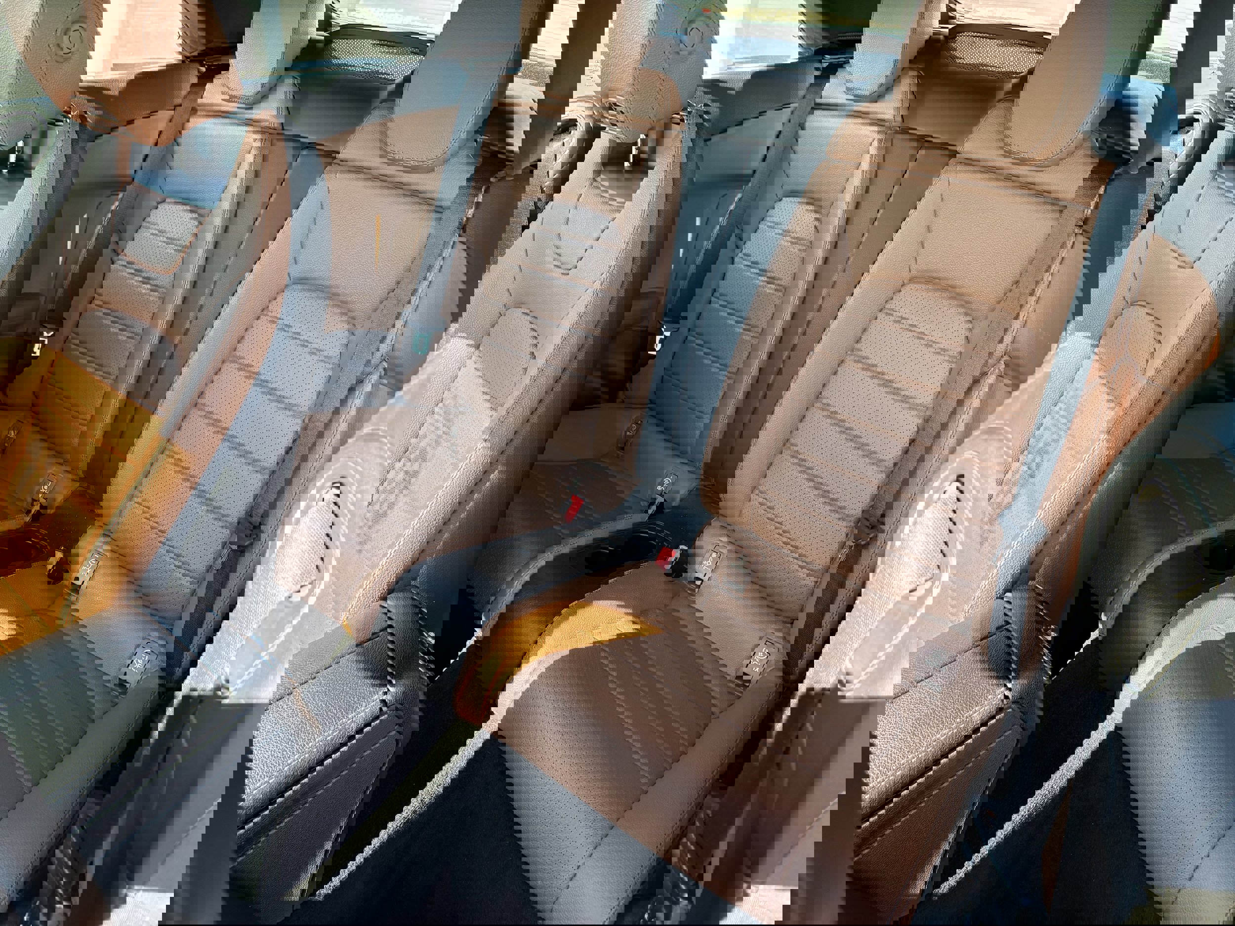 Used 2018 Mercedes-Benz C 300 Cabriolet image 32