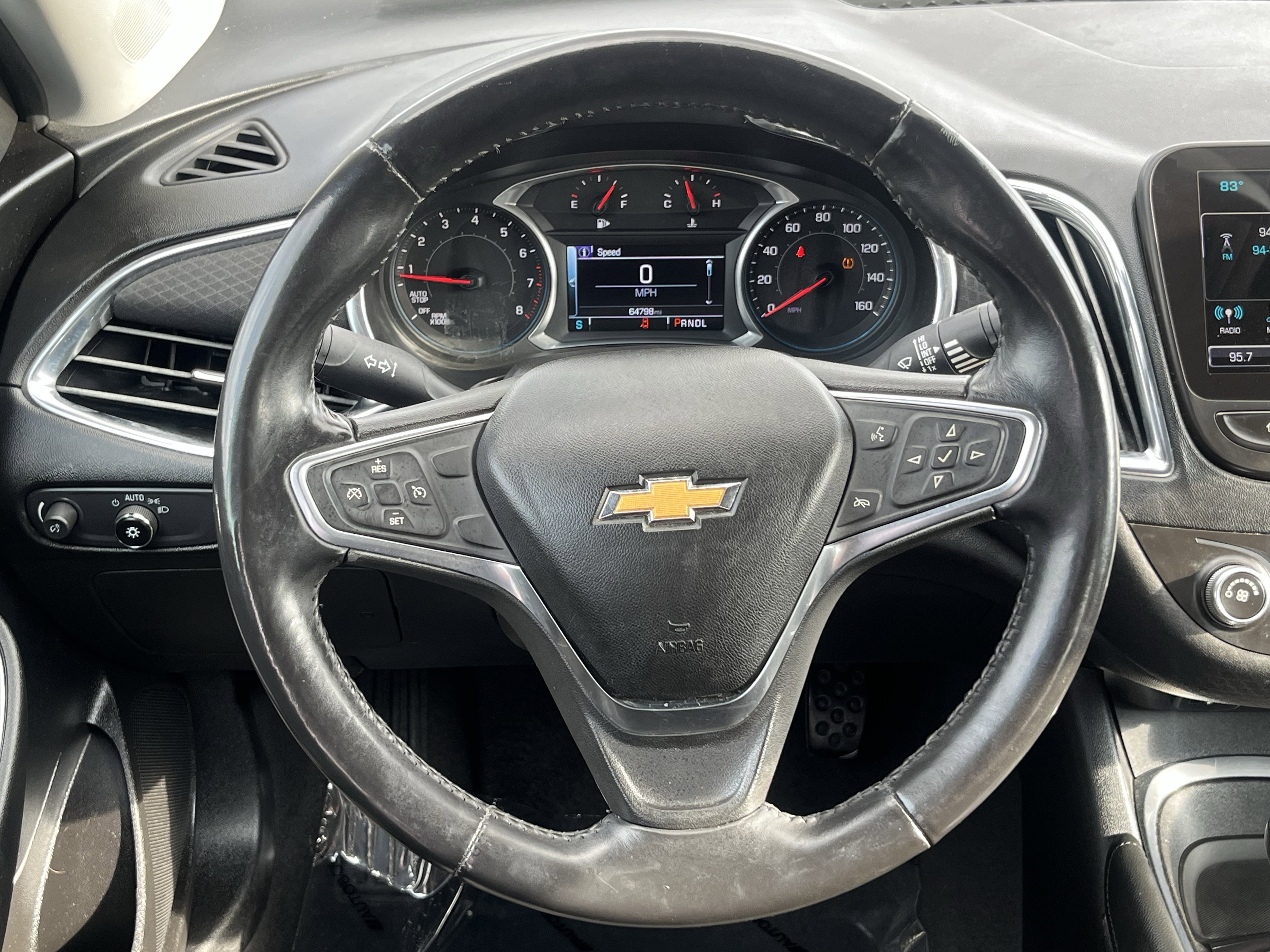 Used 2018 Chevrolet Malibu LT FWD image 17