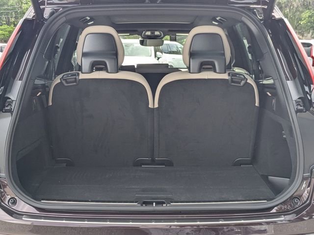 New 2025 Volvo XC90 B5 Core w/ Protection Package Premier image 15