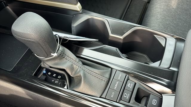 New 2026 Toyota Camry LE w/ Convenience Package image 24