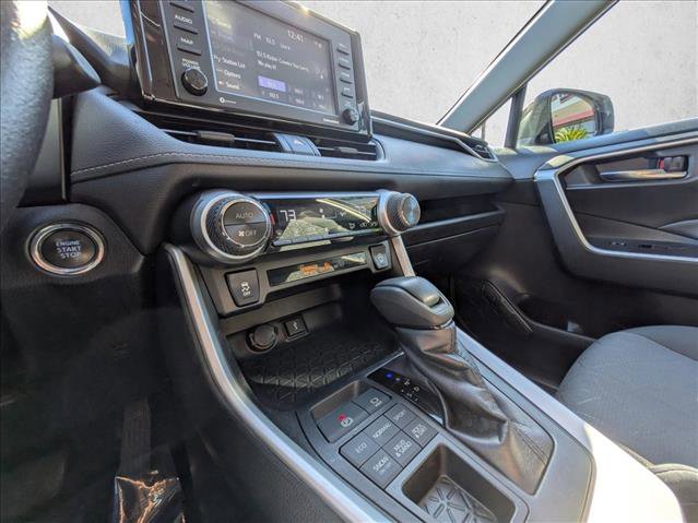 Used 2021 Toyota RAV4 XLE image 15