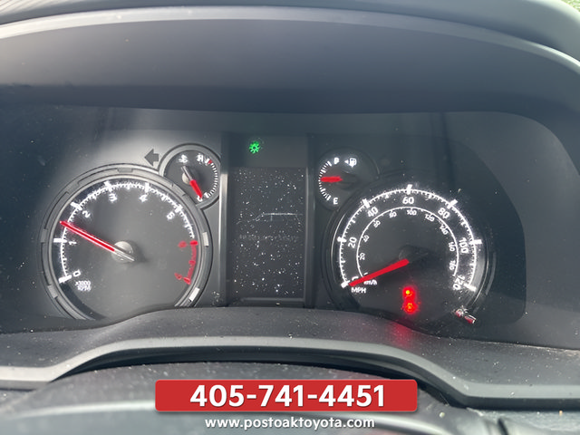 Used 2022 Toyota 4Runner SR5 AWD/4WD image 8
