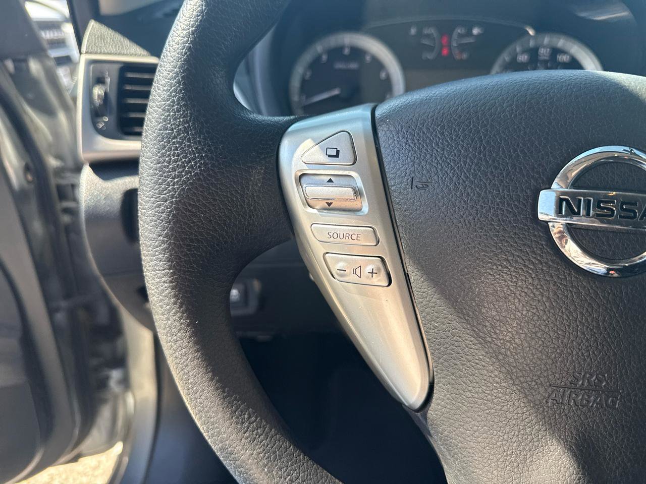 Used 2014 Nissan Sentra SV image 16