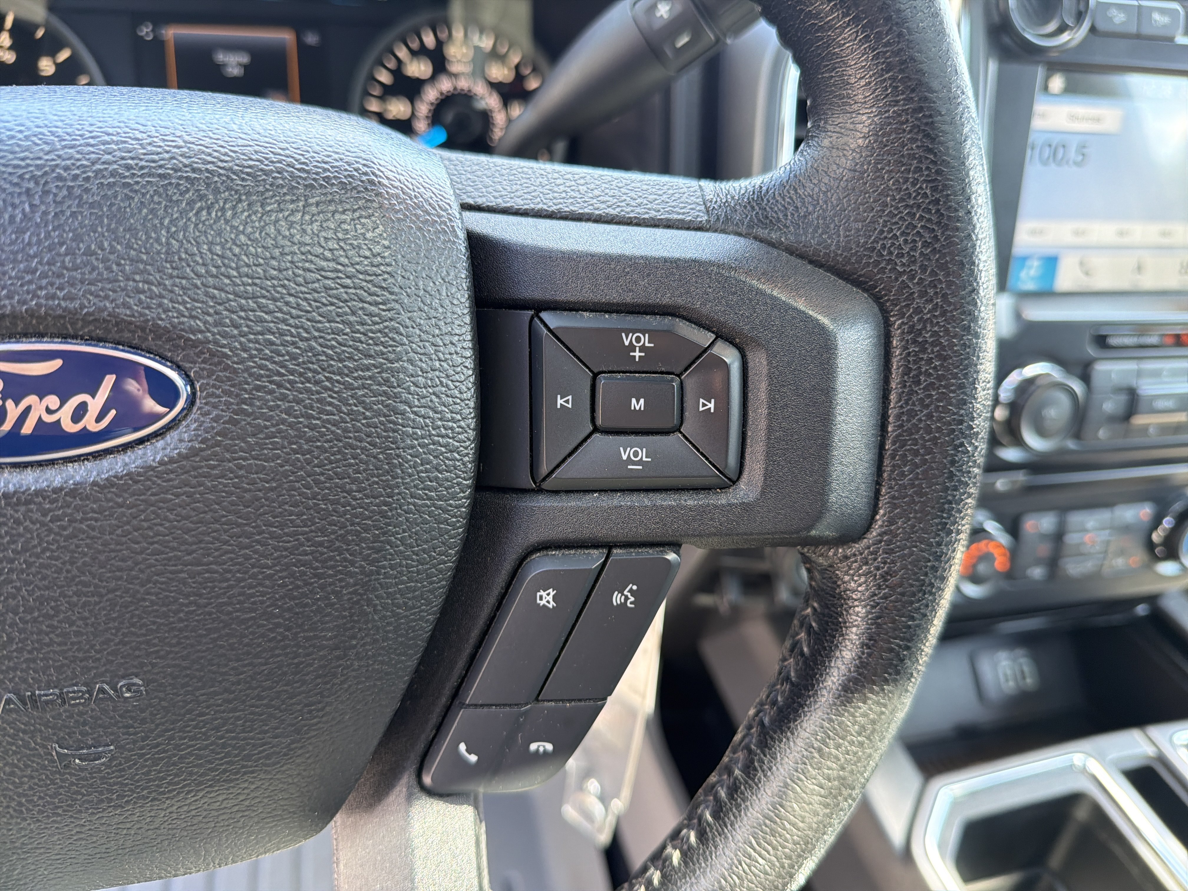 Used 2016 Ford F150 XLT w/ Equipment Group 302A Luxury AWD/4WD image 20