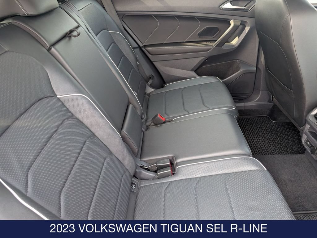 Certified 2023 Volkswagen Tiguan SEL R-Line AWD/4WD image 31